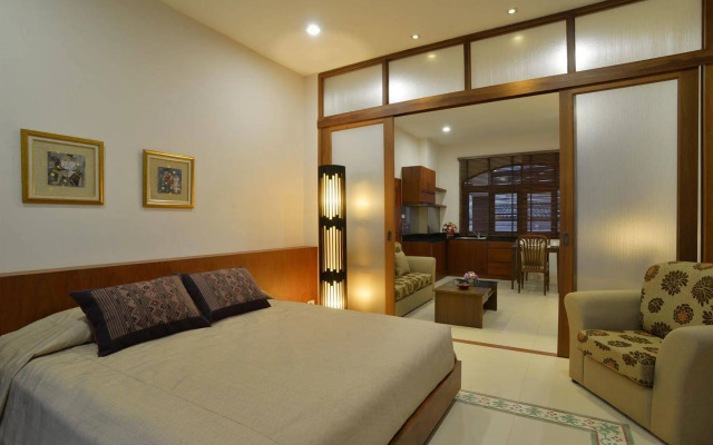 The Golden Wells Residence