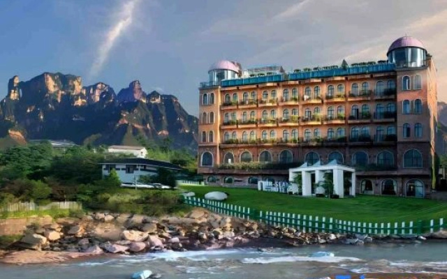 ROY •Sean Castle Hotel (Zhangjiajie Tianmen Mountain Cableway)
