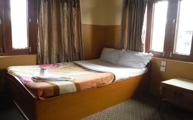 Hotel UNI Pokhara