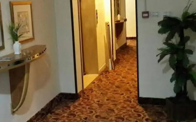 Renad Hotel