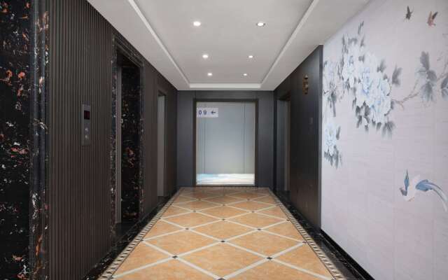 Days Inn by Wyndham Kunming Airport Economic Zone