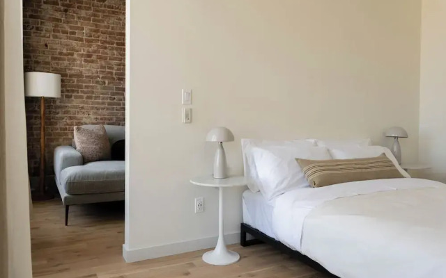 Maison Place Jacques-Cartier by Luxury In Transit