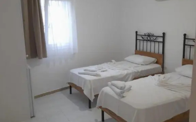 Otel  A