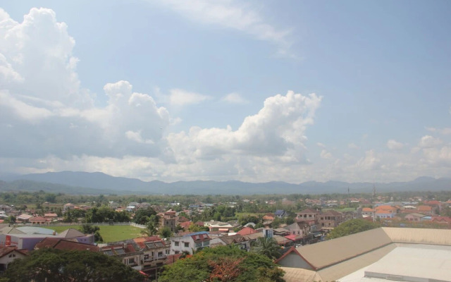 Royal Hotel Luang Namtha ' Huang Ching'