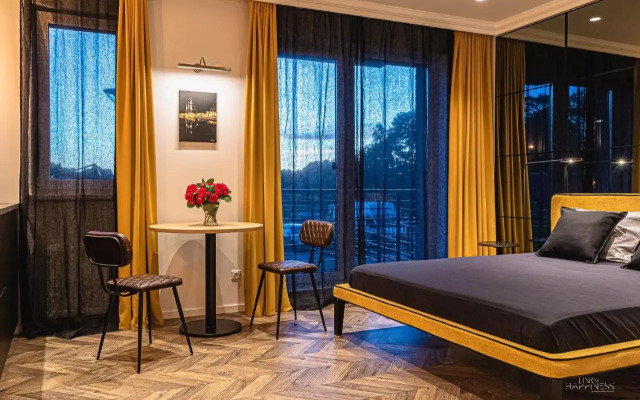 No.1 Apartment Link-To-Happiness