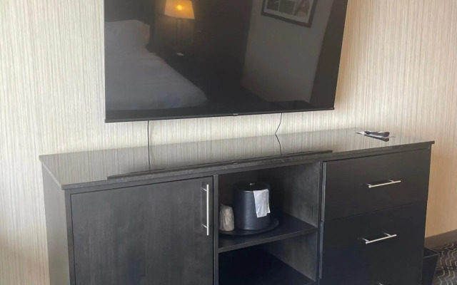 Grand Resort Hotel - Mt Laurel - Philadelphia