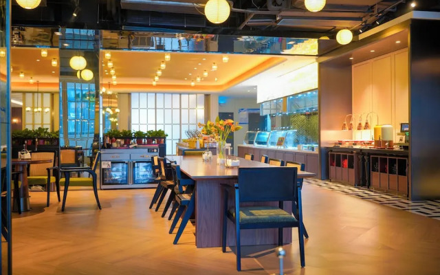 UrCove by Hyatt Xuchang Angel City