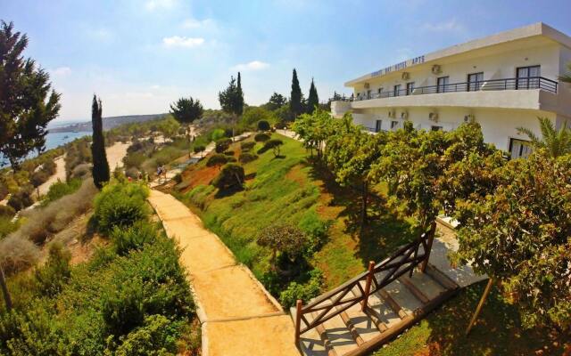 Konnos Bay Gardens