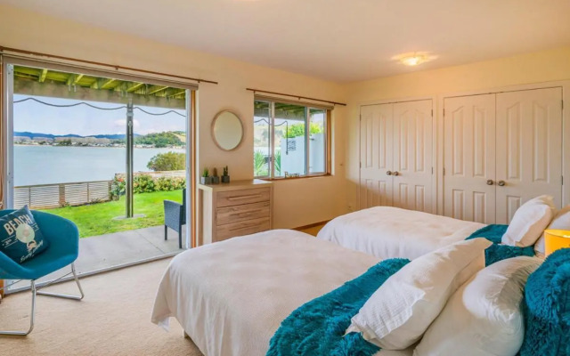 Seaview Serenity- Whitianga Holiday Home