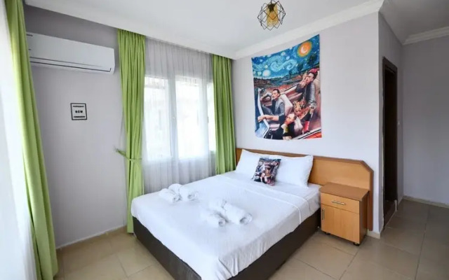 Ocean Life Hotel