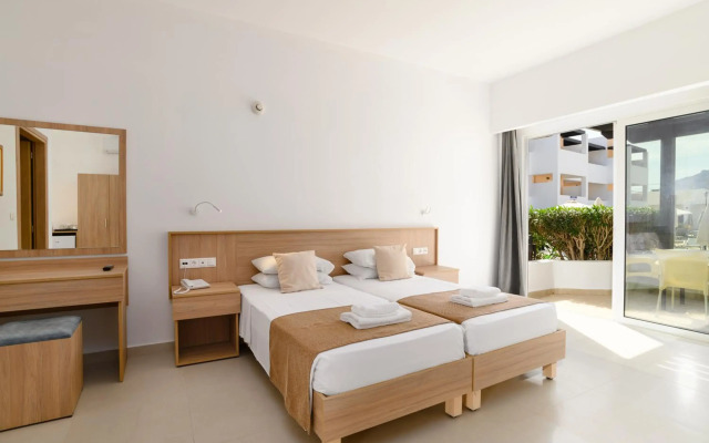 Matina Pefkos ApartHotel