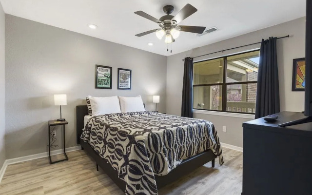 Highland Hideaway - Branson - Local Attractions, On-site Amenities & More!