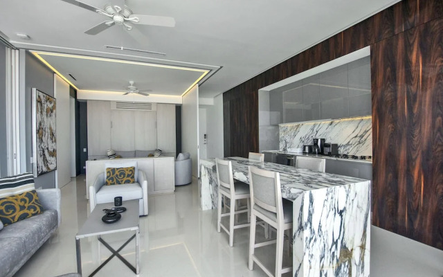 Pier 57 Zona Romantica Puerto Vallarta
