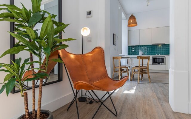 Ando Living Abrantes House