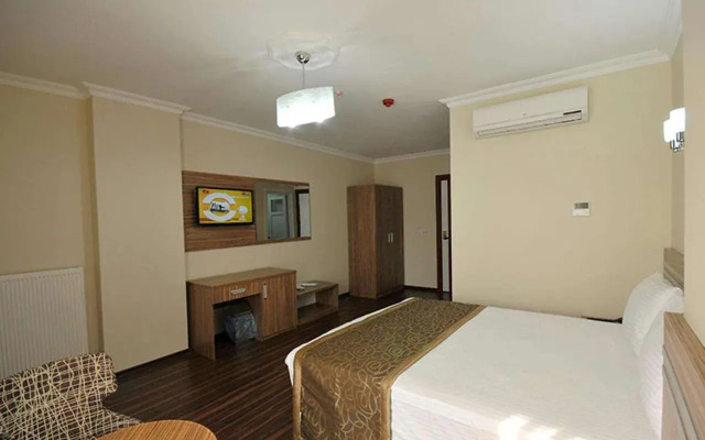 GUMUS PALACE SUITES Hotel