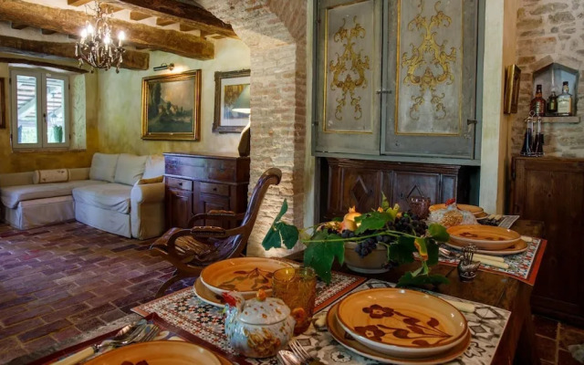 Casalina 8 in Mondaino