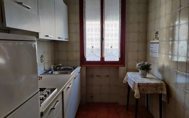 Spacious Apartment Close to the Beach - Beahost