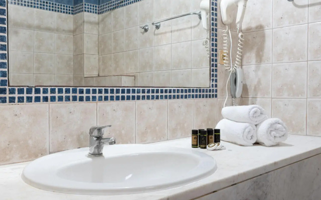 Assa Maris Beach Hotel