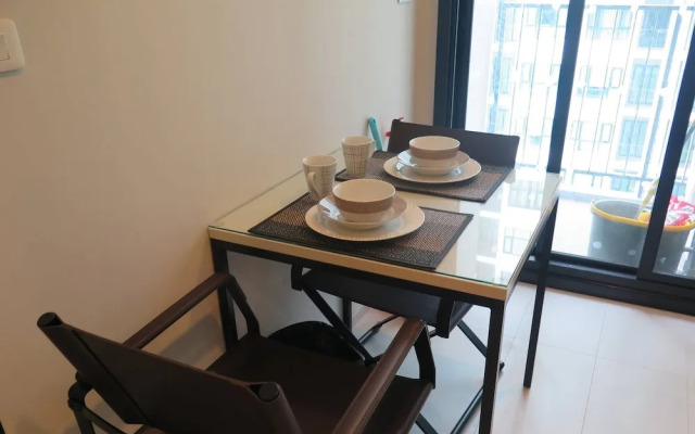 The Base Central Pattaya - 1 bdr Condo With Pool