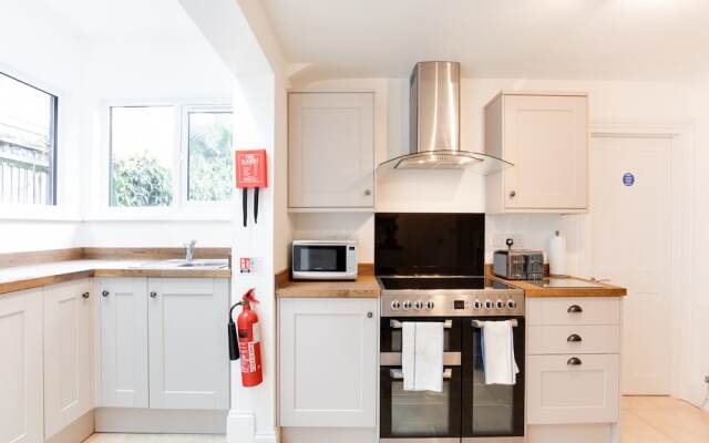 Iffley Town House