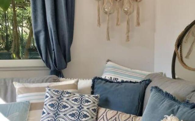 Cap d'Antibes 50m from the beach 3 bedrooms/Pool