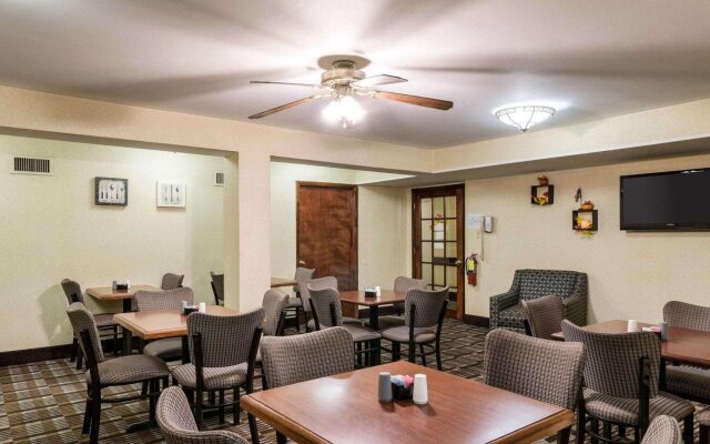 Comfort Inn Red Horse Frederick