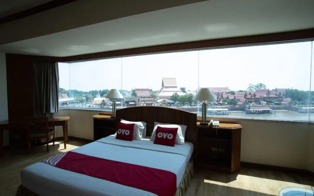 Ayutthaya River View Hotel