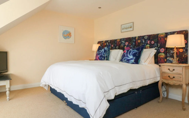 Trevose House