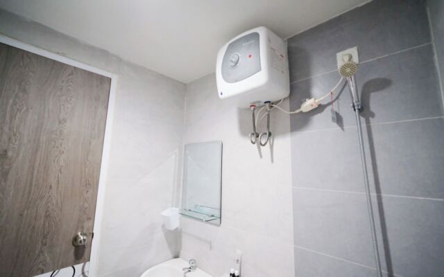 Comfy 2Br At Taman Melati Surabaya Apartment