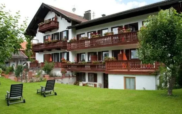 Zibert Hotel Garni