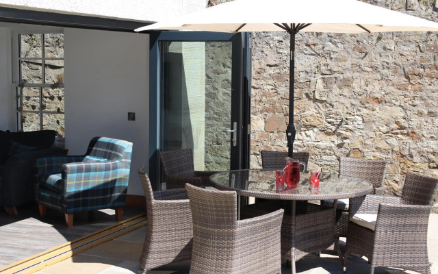 Brackness House Luxury B&B