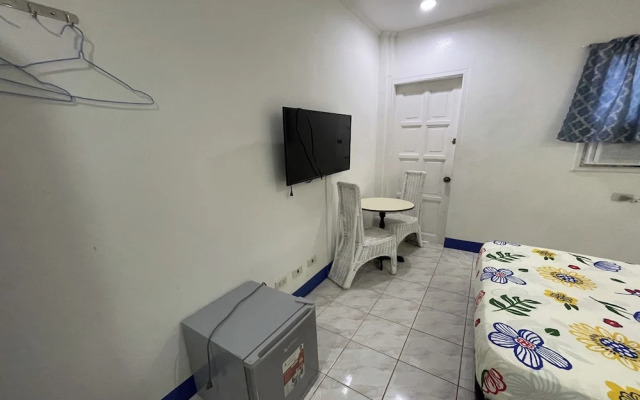 Casa De Praxides Tourist Inn