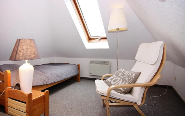 Wohnung in Wenkendorf mit Garten