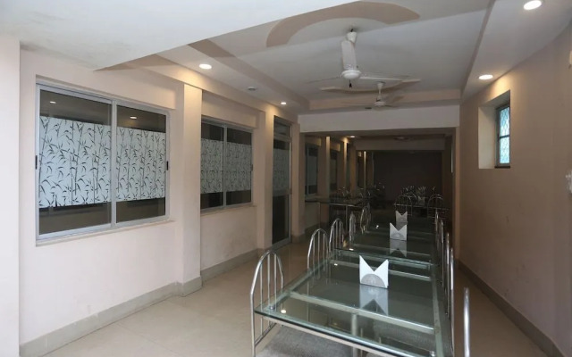 Hotel Larica By OYO Rooms