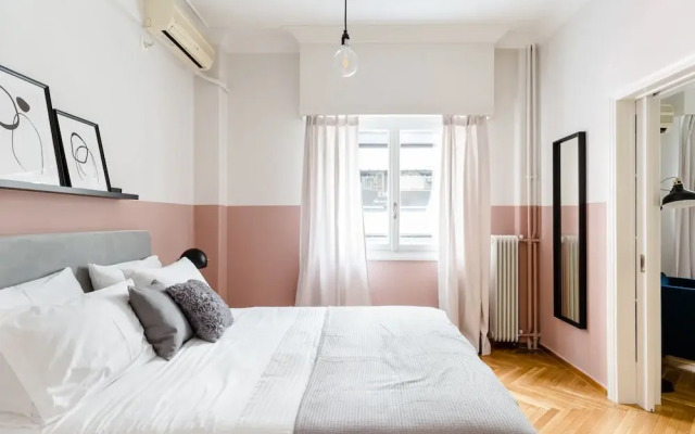 UPSTREET Acropolis Heart Apartments
