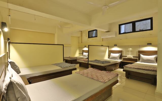 night-halt dormitory