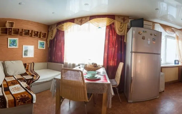 Guest House Seven Nights - Hostel