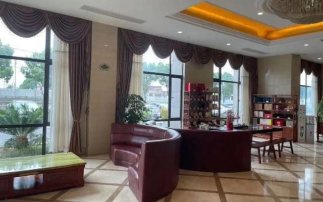Vienna Classic Hotel (Shanghai Tinglin)