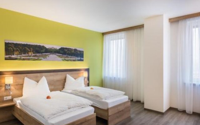 Sleep-in Premium Motel Loosdorf