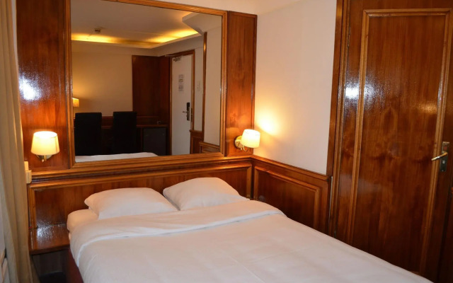 Rembrandtplein Hotel