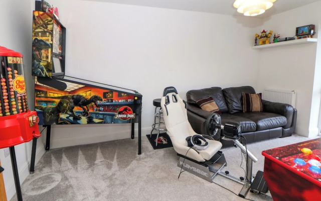 4 Rockcliffe Grange
