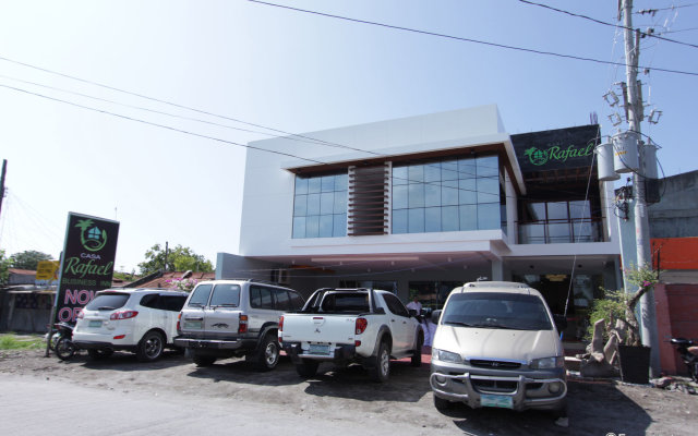 Casa Rafael Business Inn