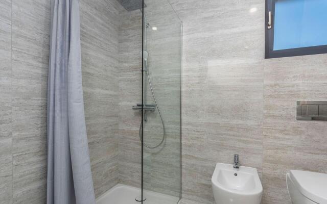 Amazing Holiday Home In Novigrad With Bubble Bath