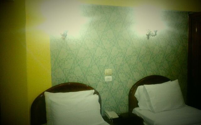 Royal Crown Hotel Alexandria