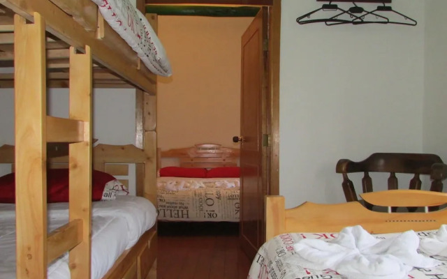TinVa Hostal - Hostel