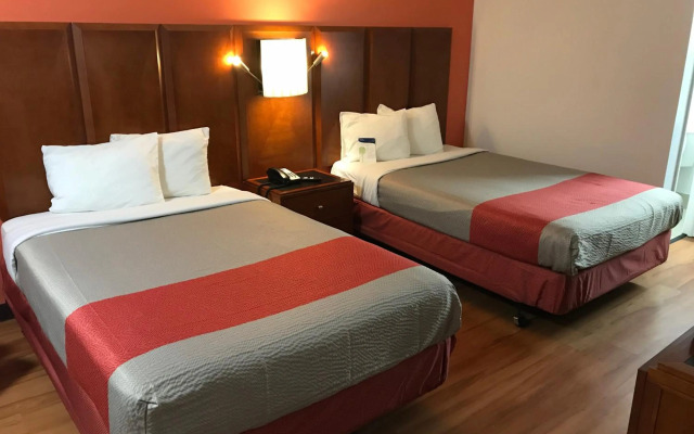 Motel 6 Van Buren, AR