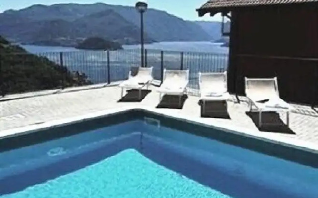 Vista d'Oro Ulivo Apt. 8