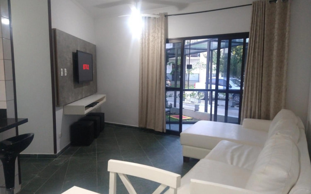 Apartamento Centro de Bertioga 100MTS da praia.
