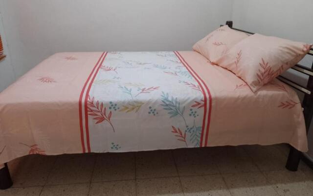 Mom's House Floralia