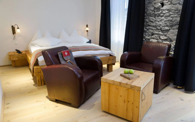 The Dom Hotel